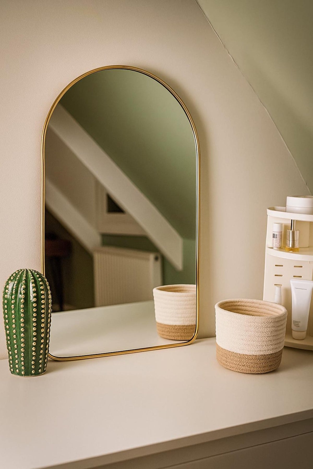Moroccan Brass Arch Wall Mirror – Classic Gold