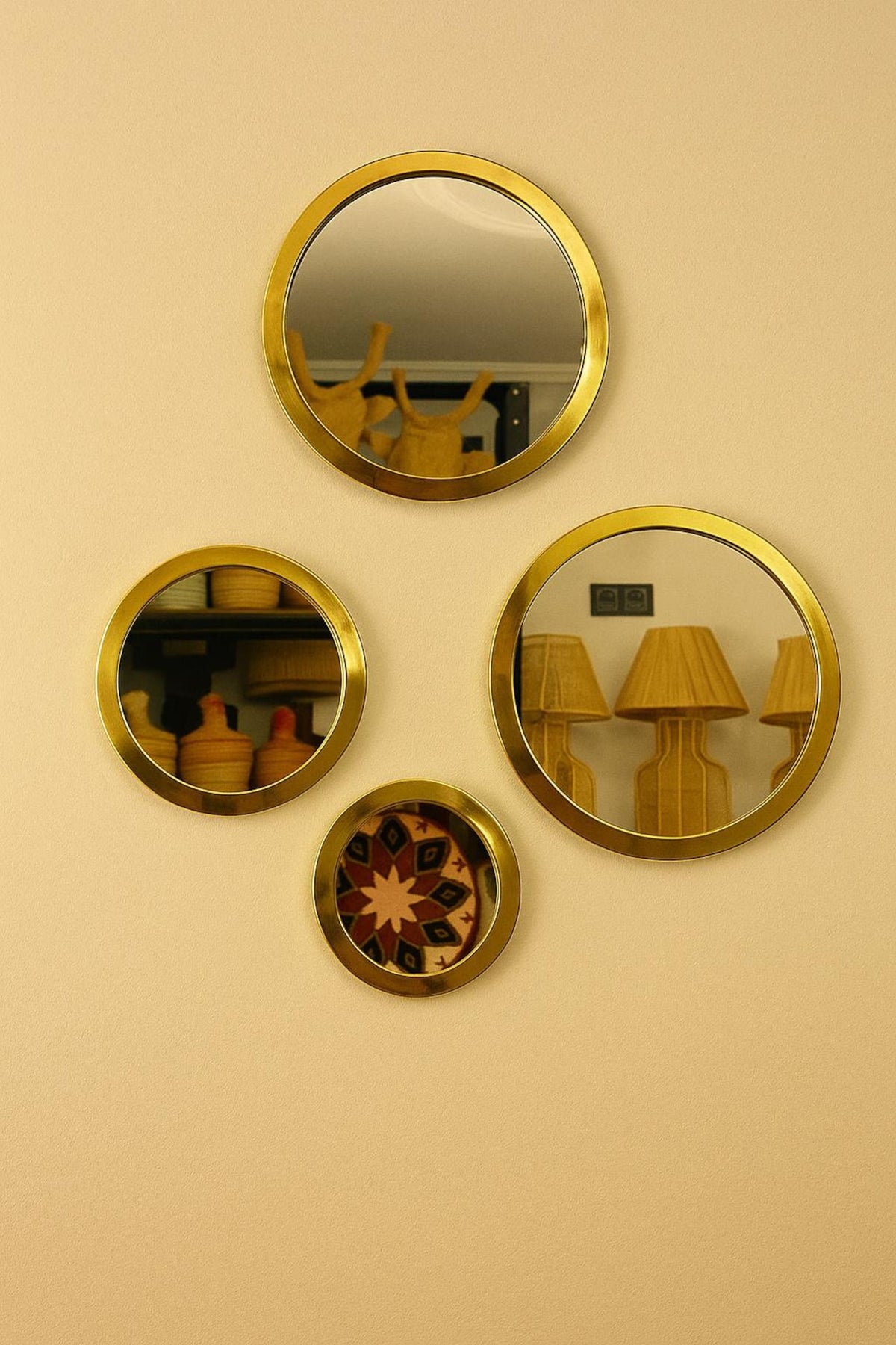 Moroccan Brass Round Wall Mirror – Circular Frame