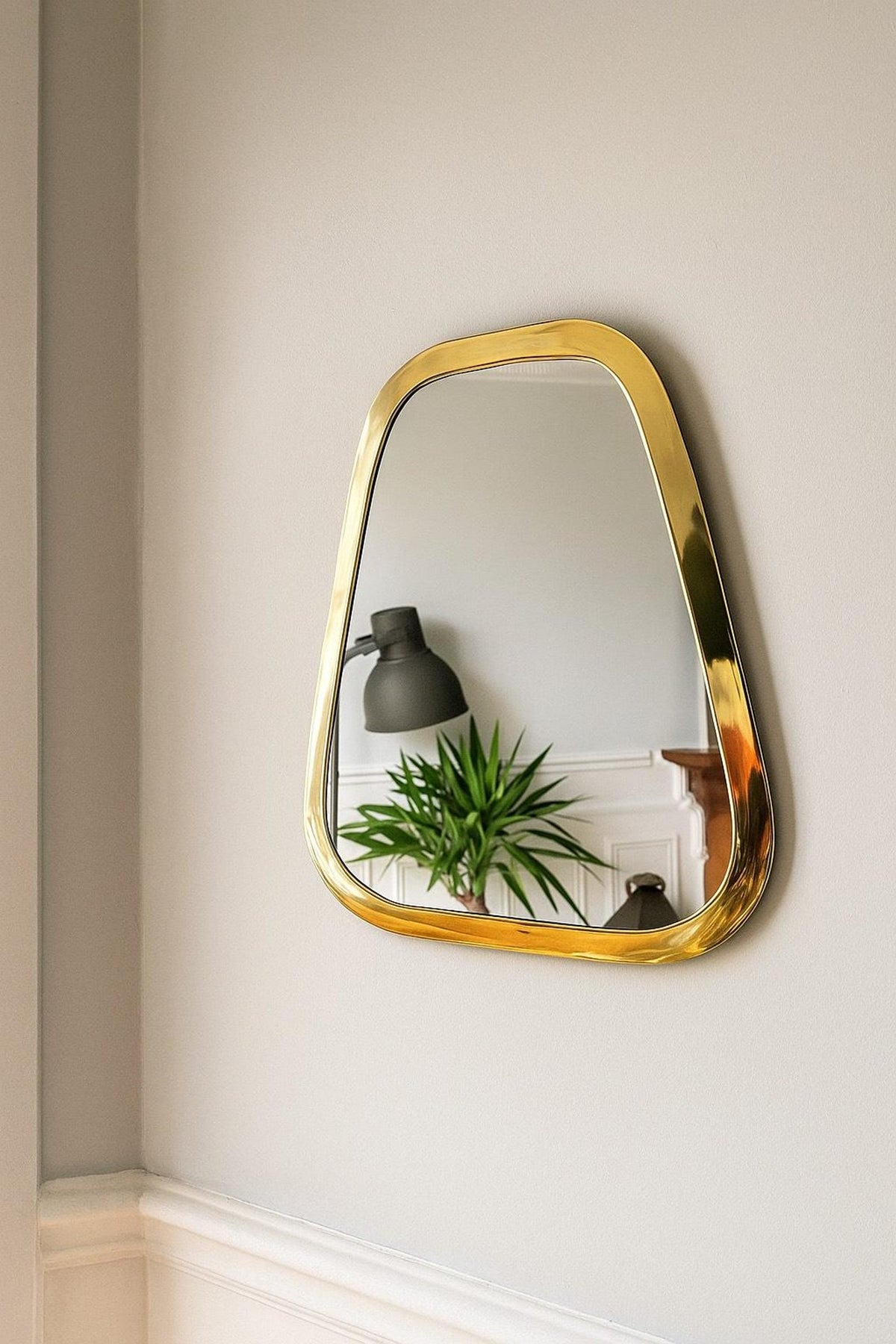 Moroccan Brass Wall Mirror – Rounded Organic Frame