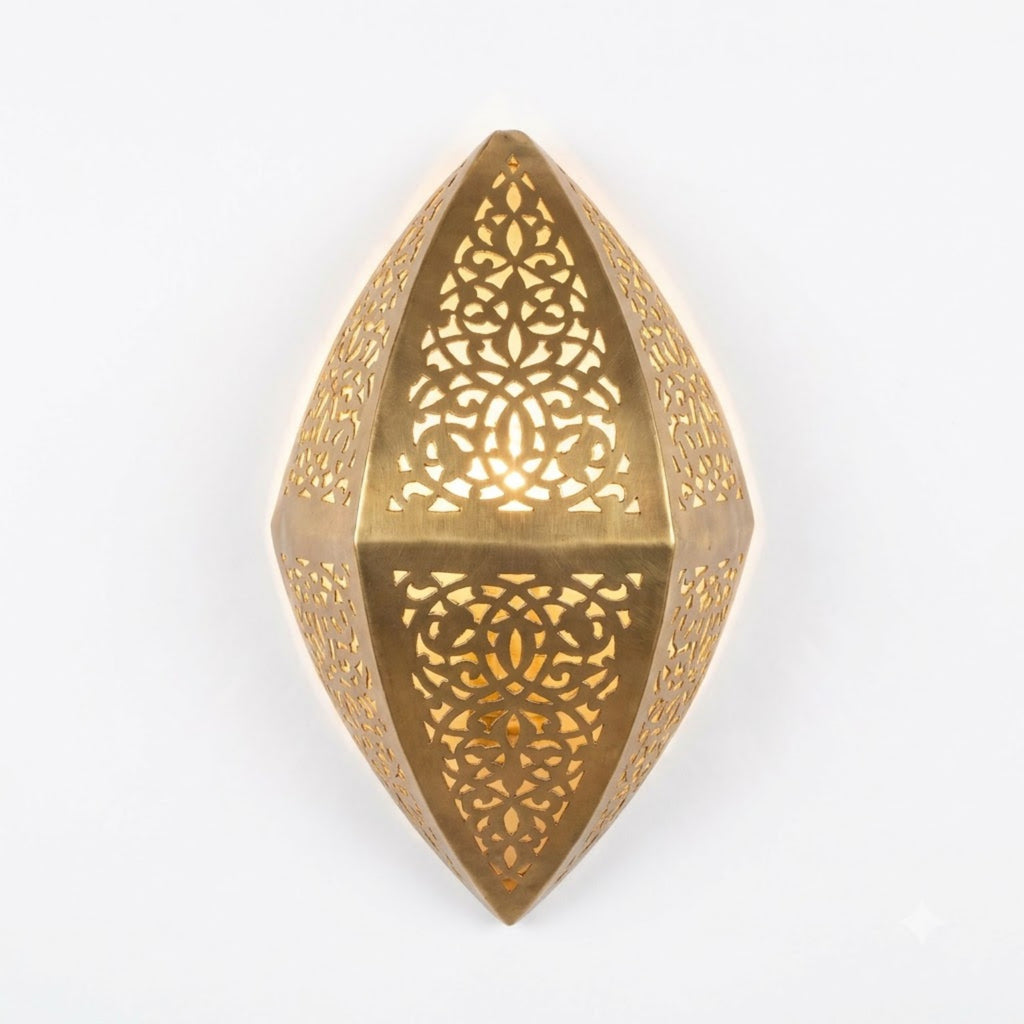 Faceted Teardrop Moroccan wall sconce in a gold tone